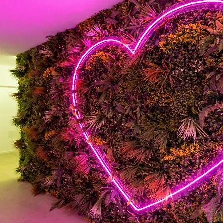 Mazzini Luxury Jacuzzy 4* カターニア