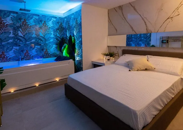 Mazzini Luxury Jacuzzy 4* Catania