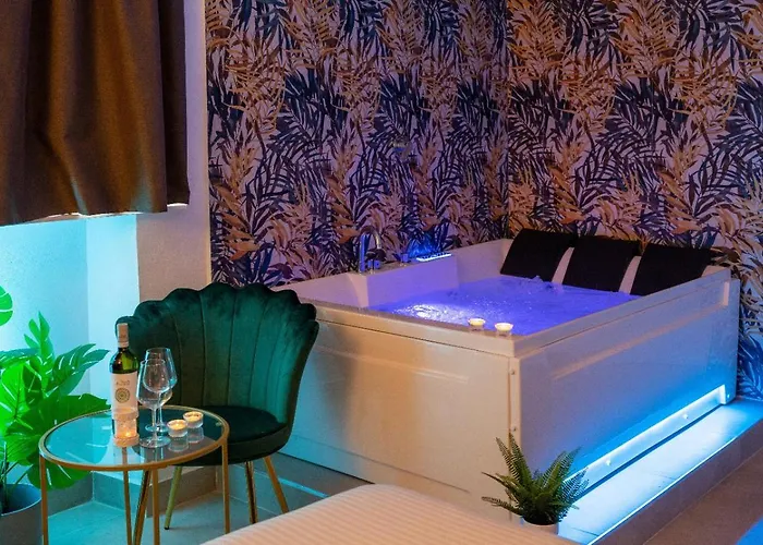 Mazzini Luxury Jacuzzy Catania