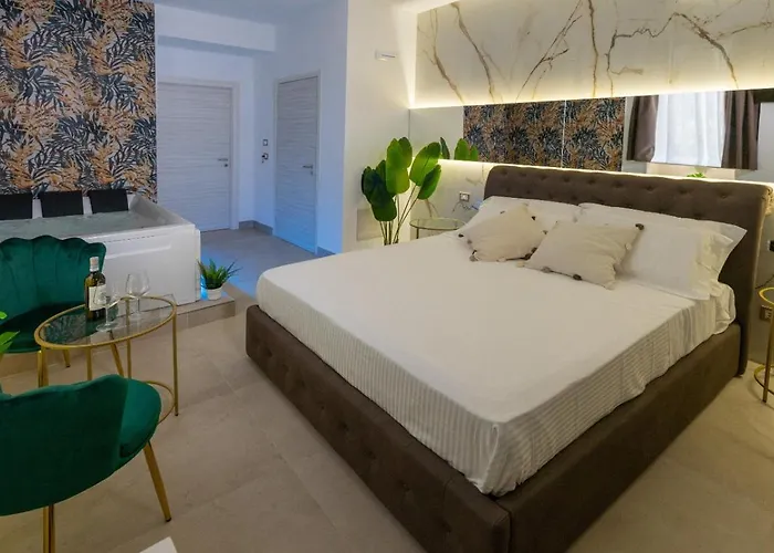 Mazzini Luxury Jacuzzy 4* Catania